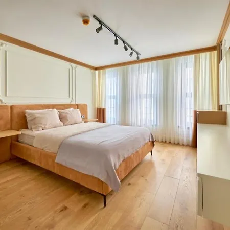 Taksim 360 Bodrum Apartment *